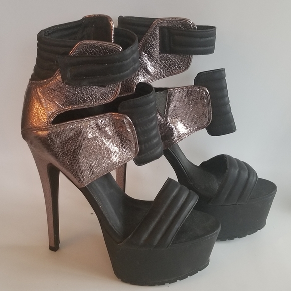 Size 10 Privileged Gunmetal & Black Stiletto Shoes - Picture 3 of 7